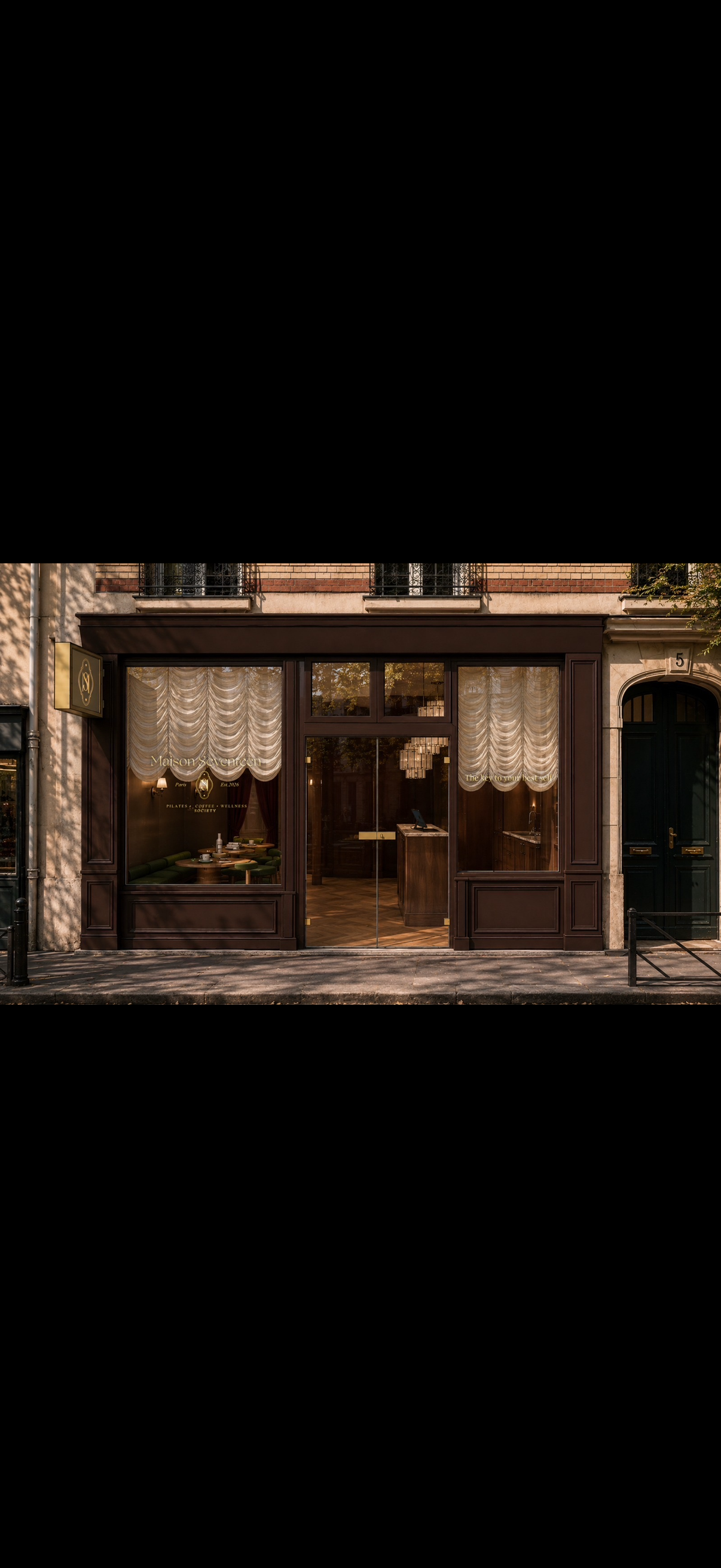 MAISON SEVENTEEN